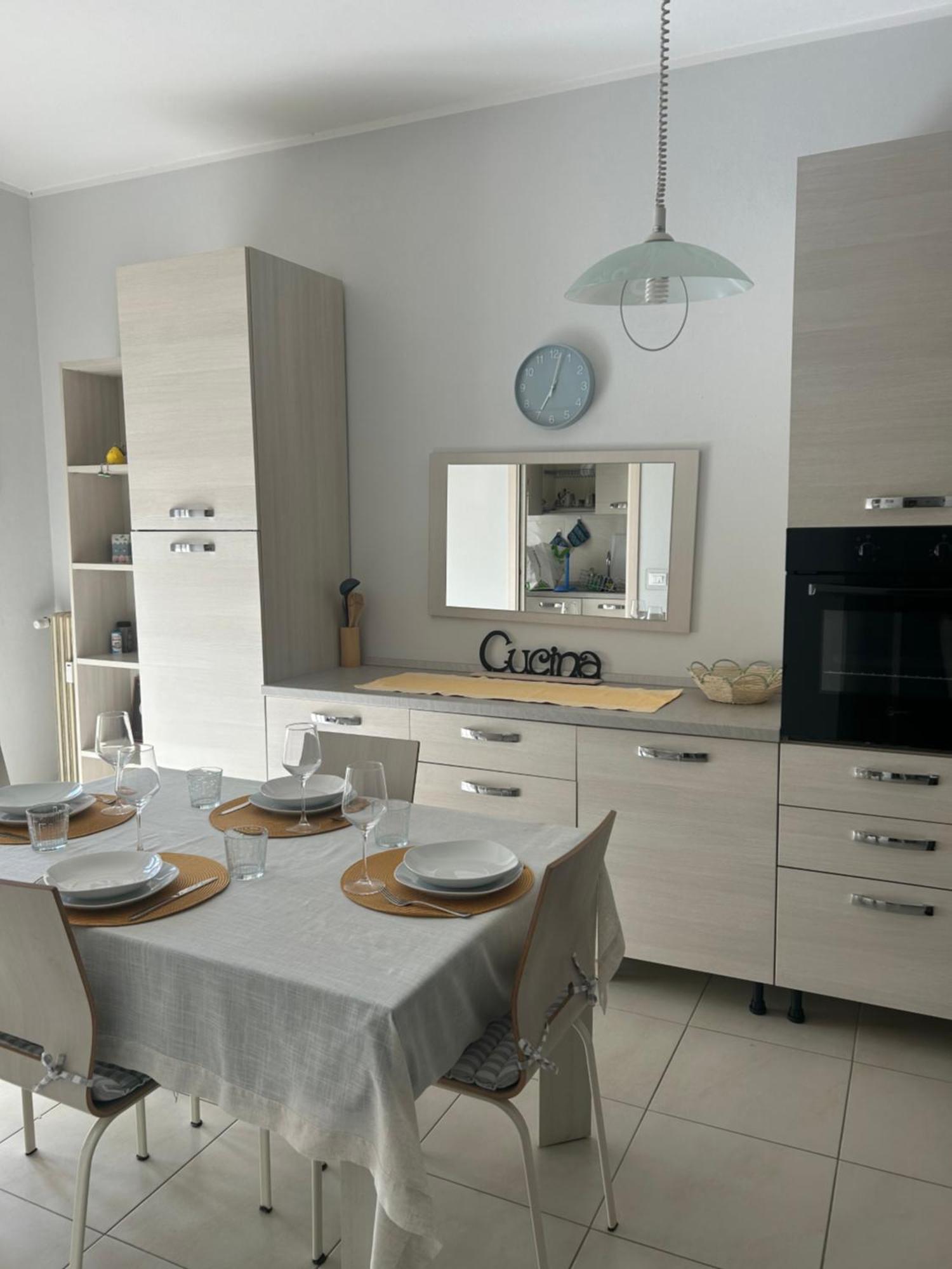 S-House Verona Bagian luar foto