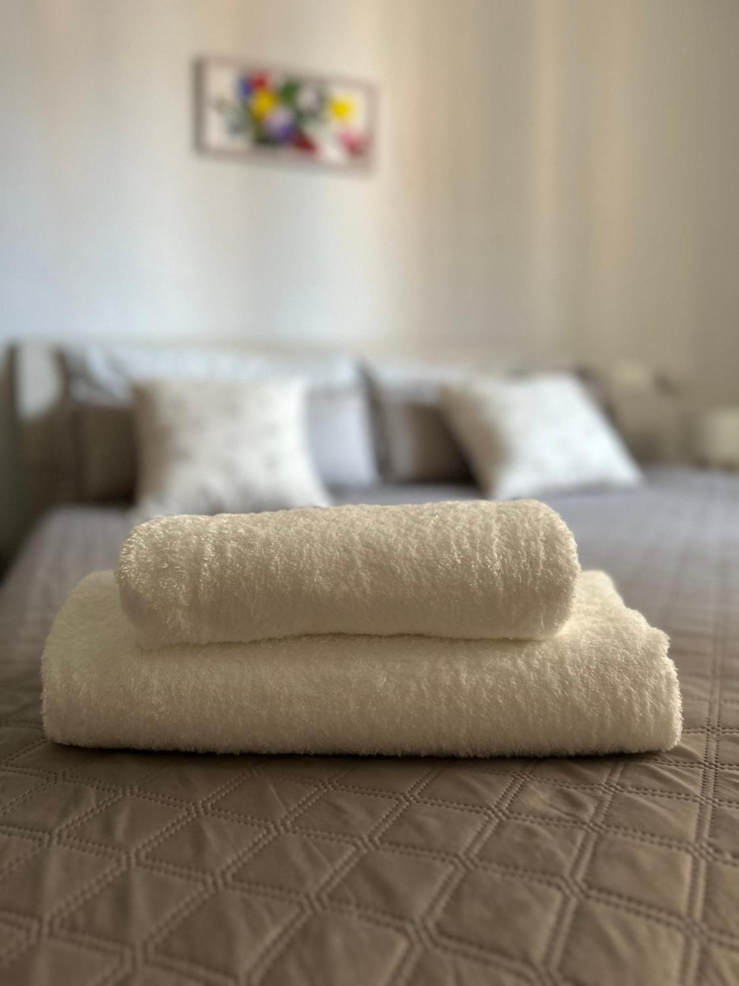 S-House Verona Bagian luar foto
