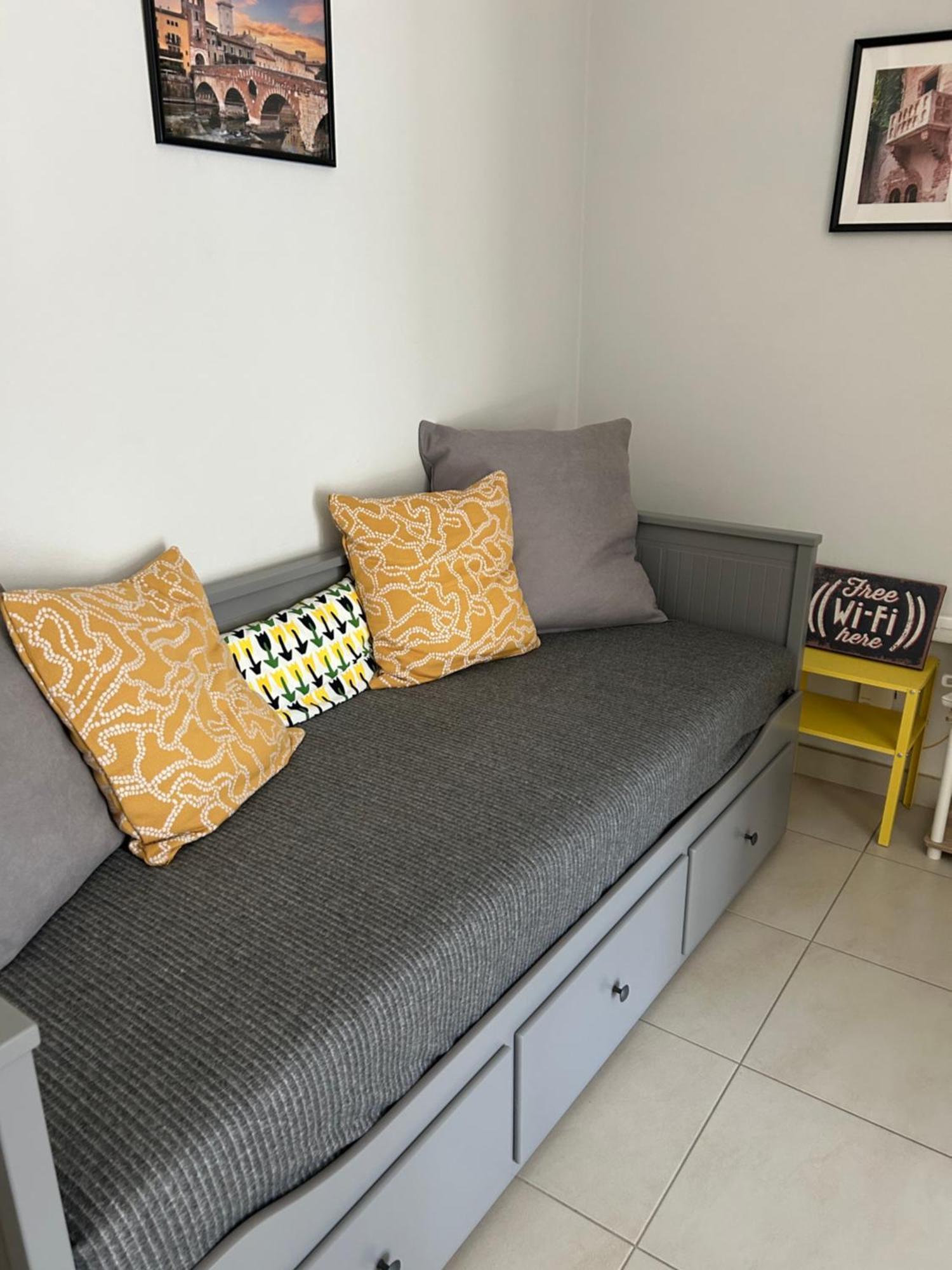 S-House Verona Bagian luar foto